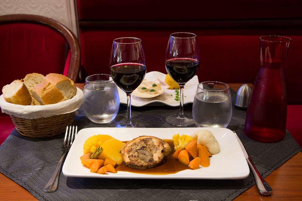 Brit Hotel Le Lion D'Or Chinon Restauracja zdjęcie