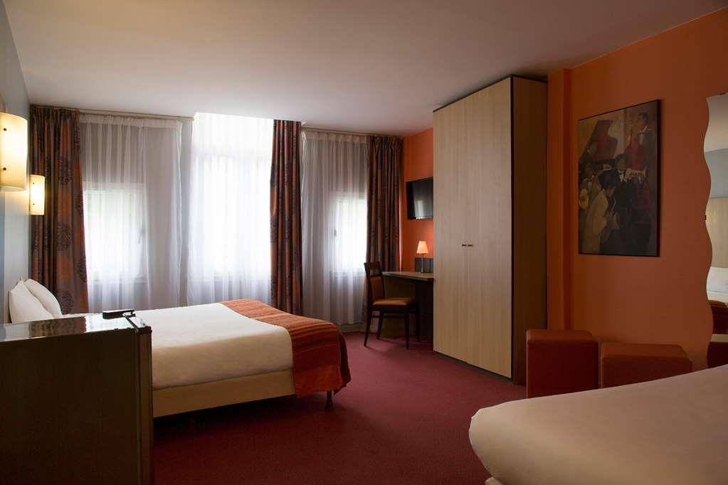 Brit Hotel Le Lion D'Or Chinon Pokój zdjęcie