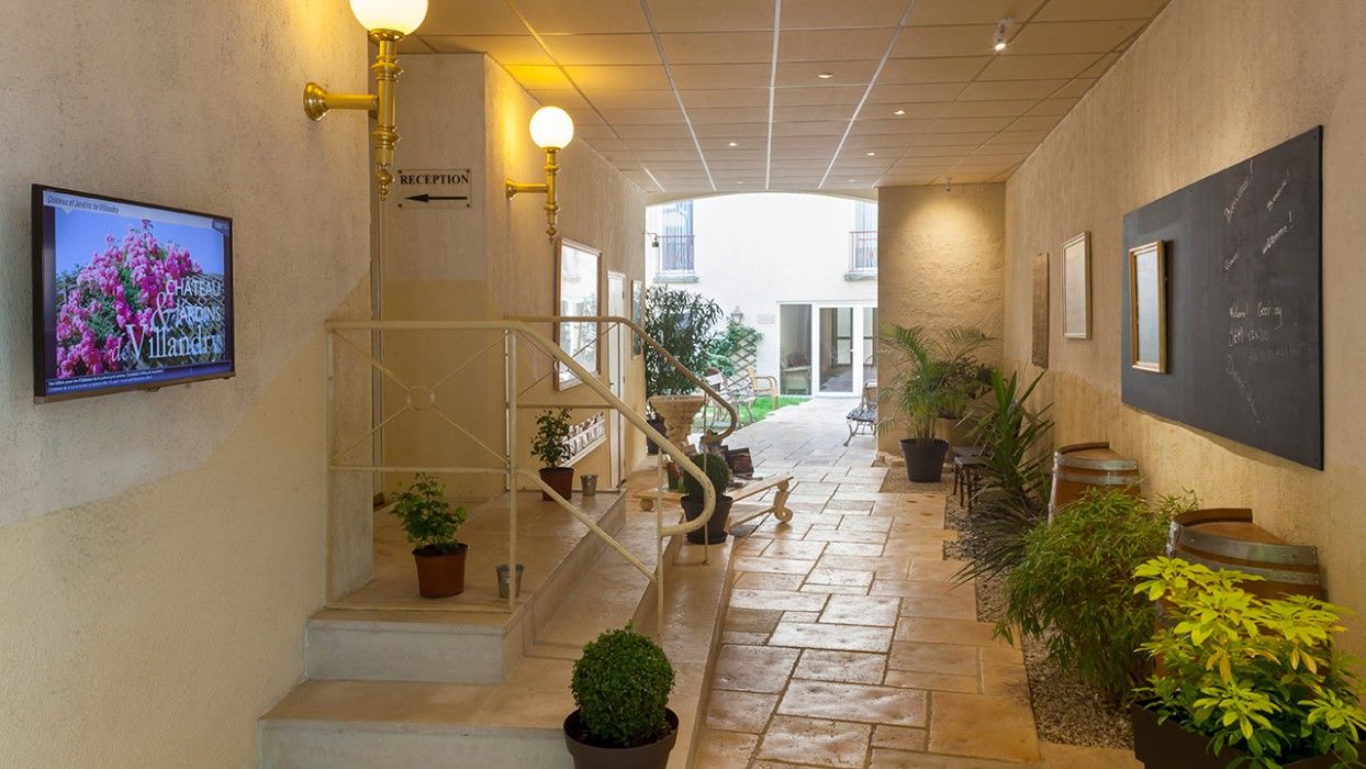 Brit Hotel Le Lion D'Or Chinon Zewnętrze zdjęcie