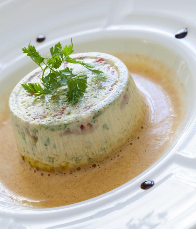 Brit Hotel Le Lion D'Or Chinon Zewnętrze zdjęcie